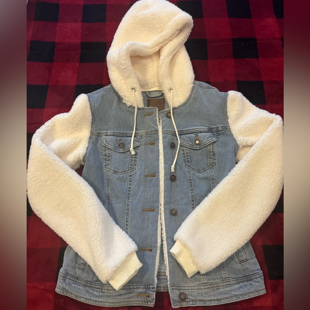 Maurices cozy jean jacket, size xs